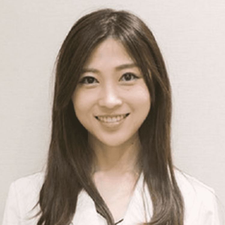 三輪 綾子